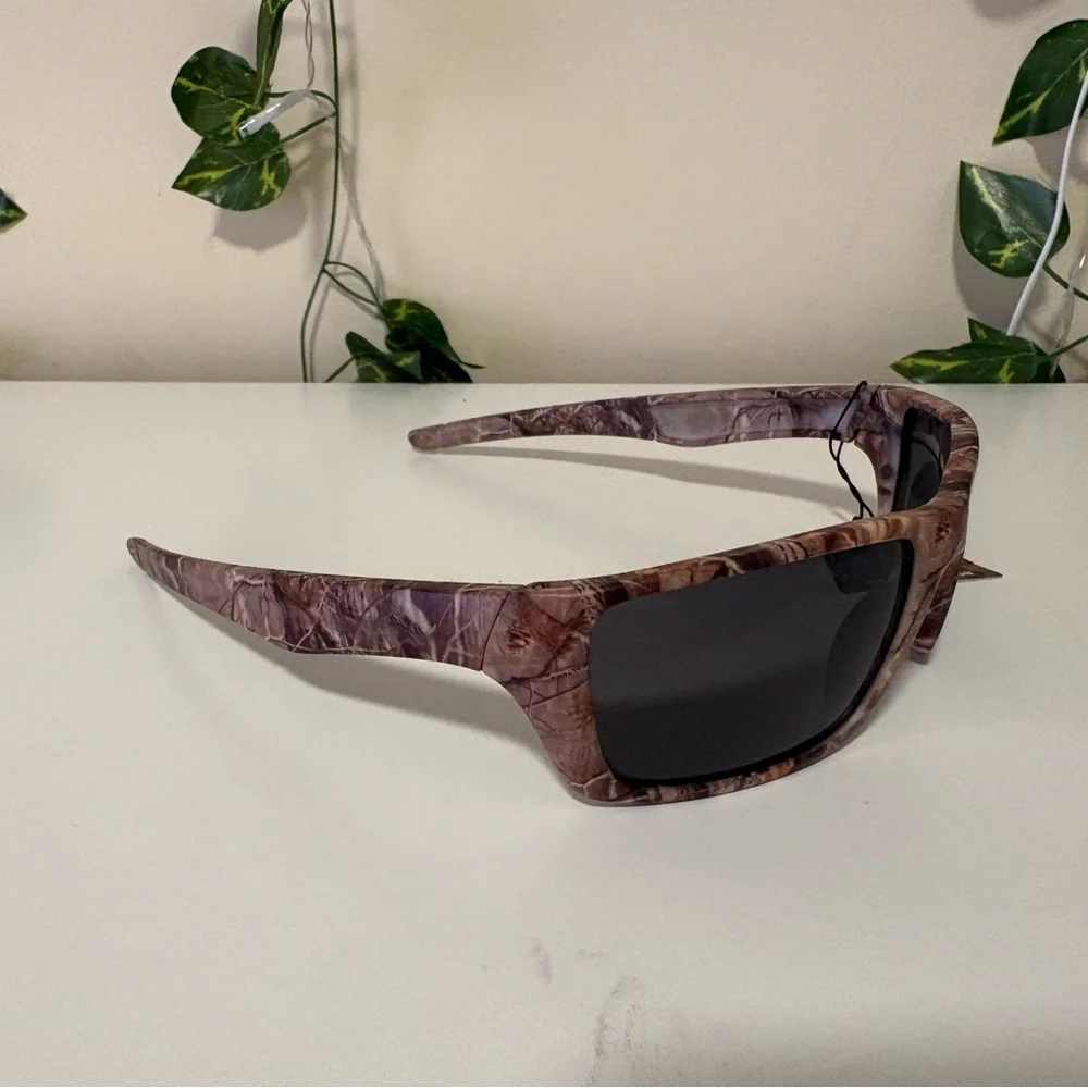 Realtree Camo Brown Sunglasses with Dark Lenses